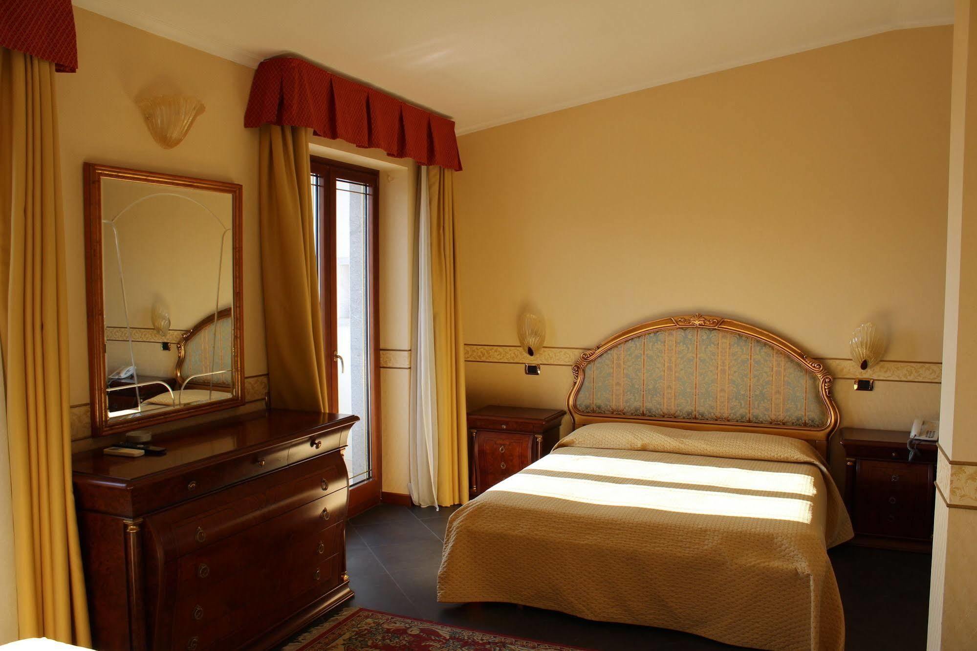 Hotel Ai Sette Nani Сістьяна Екстер'єр фото
