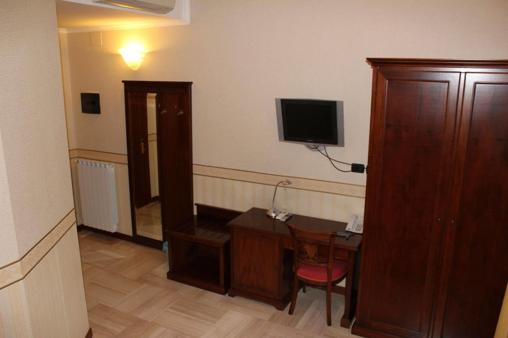 Hotel Ai Sette Nani Сістьяна Екстер'єр фото